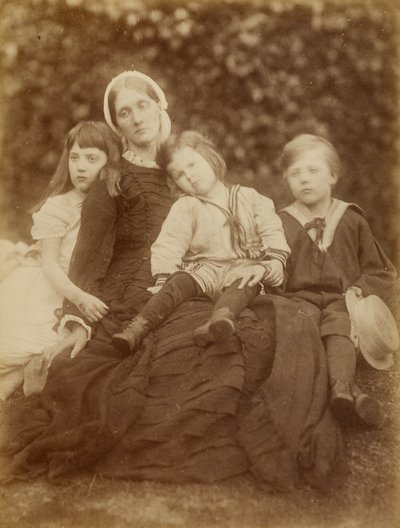 Mrs. Herbert Duckworth Florence Fisherrel, George Duckworth-szel és Herbert Fisherrel alkotó: Julia Margaret Cameron