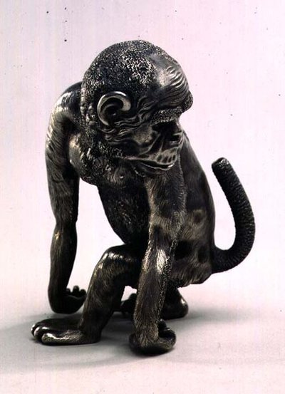 Faberge számára készült majom figura, 1896-1908 körül (ezüst) alkotó: Julius Rappoport