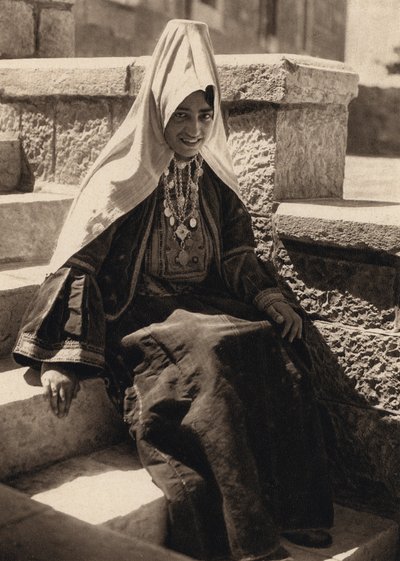 Betlehem, férjes nő Betlehemből (f/w fotó) alkotó: Karl Grober