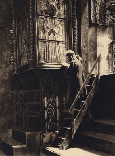 Jeruzsálem, a Szent Sír-templom, imádkozó szerzetes (f/w fotó) alkotó: Karl Grober
