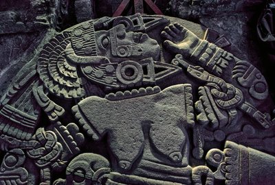 Amerika; régészet; Mexikó; Templo Mayor; az aztékok nagy temploma; Coyolxauqui, 2010 (fotó) alkotó: Kenneth Garrett