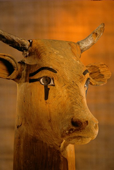 Tehénfej szobor, KV35; Amenhotep II, 2009 (fotó) alkotó: Kenneth Garrett
