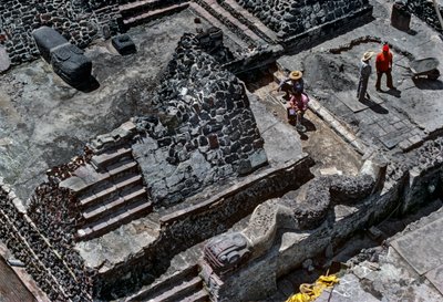 Tenochtitlan, Templo Mayor, azték, naptár, Mexikó, régészet, Mexikóváros, intézmény, 2010 (fotó) alkotó: Kenneth Garrett