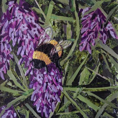 Buzz - Bumble Bee on Levendula alkotó: Kirstie Adamson