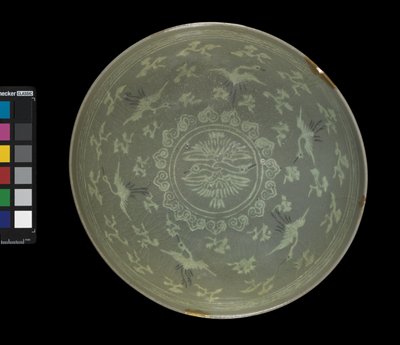 Tál darukkal és felhőkkel, 1150-1200 körül (celadon-mázas kőedény) alkotó: Korean School