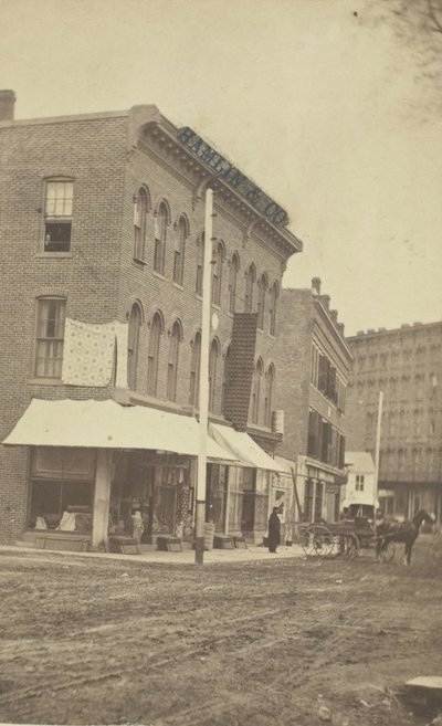 Hamlin & Co. Store, 19. század vége. alkotó: L. Thompson