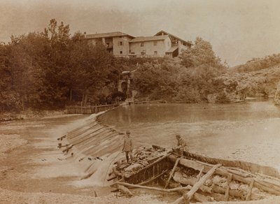 Az első világháború albuma Friuli-Venezia Giuliában: a Natisone folyó Premariaccóban, Udine, Olaszország (f / w fotó) alkotó: L. Verdiani