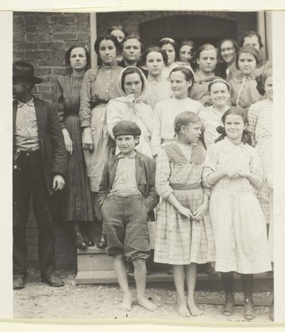 Mindannyian a Walker megyei harisnyagyárban dolgoznak, Lafayette, Georgia alkotó: Lewis Wickes Hine