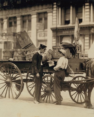Messenger fiúk beszélgetésen a New York-i Union Square-en alkotó: Lewis Wickes Hine