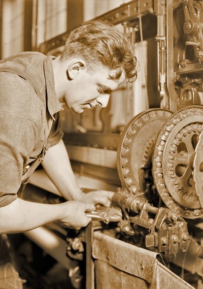 Egy erőműszerelő portréja, 1924 körül alkotó: Lewis Wickes Hine