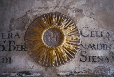 Napot ábrázoló feliratok és dombormű, San Bernardino kollégiumának cellája, Szent Ferenc kolostor, Fiesole, Toszkána, Olaszország alkotó: Unbekannt Unbekannt