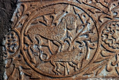 Fantasztikus állatokat ábrázoló kődombormű, Szűzanya temploma (Panagia Skripou), Orchomenus, Boiotia, Görögország, 9. század (fotó) alkotó: Unbekannt Unbekannt