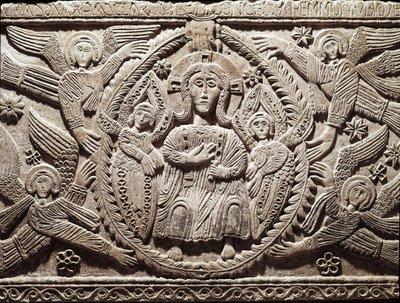 Lombard művészet: Krisztus a dicsőségben, alacsony dombormű Rachis herceg oltáráról (Ratchis vagy Ratgis) - Szobrászat, Lombard művészet, 737-744 (Dicsőséges Krisztust ábrázoló Ratchis-oltár domborműve) Cividale del Friuli, Chretien Múzeum, kincstárs a kat alkotó: Lombard School