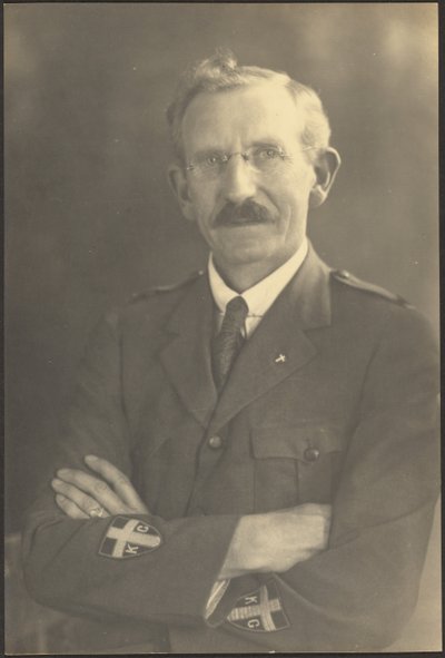 [Egy katonai lelkész portréja] alkotó: Louis Fleckenstein