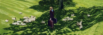 Fel és le Álomország gerincén piros flamingókkal és drága borral, 2011 körül (akrilfesték, papír) alkotó: Luke Waller