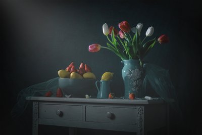 Hangulatos tulipánok és citromok alkotó: Lydia Jacobs