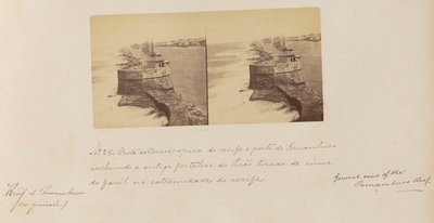 Sztereoszkópos látkép a zátonyról Pernambuco kikötőjére, beleértve Picão régi erődjét is, a zátony végén lévő világítótorony fölött felvéve. alkotó: Marc Ferrez