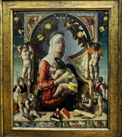 The virgin and child eight angels. 1455 (painting) alkotó: Marco di Antonio di (1433-1478) Ruggero