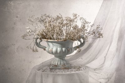 Shabby Chic virágos csendélet alkotó: Margareth Perfoncio