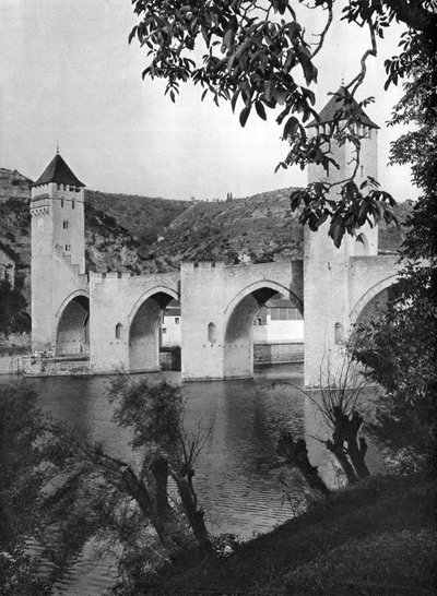 Valentre Bridge, Cahors, Franciaország, 1937. alkotó: Martin Hurlimann