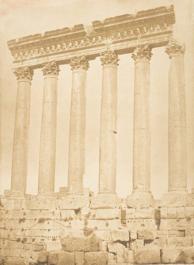 A Nap templomának oszlopcsarnoka, Baâlbek Heliopolisban, 1850. szeptember. alkotó: Maxime Du Camp