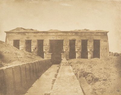 Az Athor-templom homlokzata Dendera Tentyrisben, 1849-50. alkotó: Maxime Du Camp