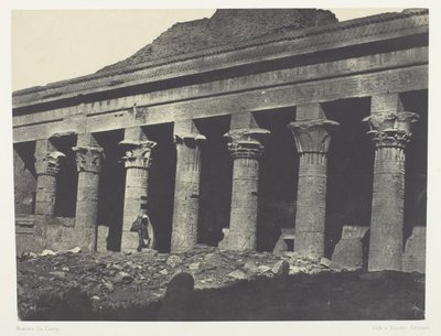 Isis nagy temploma Philoe-ban, Galerie Orientale; Núbia, 73. tábla az "Egypte, Nubie, Palestine et Syrie" című albumból (1852). alkotó: Maxime Du Camp
