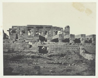 Karnak-palota, a Hypostyle Hall déli bejárata, Théba, 184951, nyomtatva 1852-ben. alkotó: Maxime Du Camp