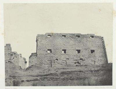 Karnak-palota, Délnyugati Nagy Pilonok, Théba, 184951, nyomtatva 1852. alkotó: Maxime Du Camp