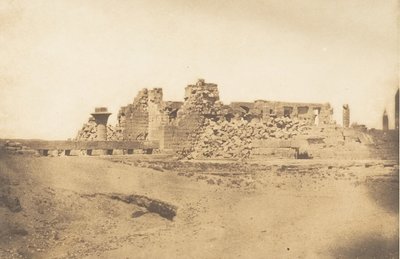 A karnaci palota Hypostyle termének romjai – Délnyugat felőli nézet, 1849-50. alkotó: Maxime Du Camp