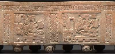 Háromlábú henger, faragott: 650-900 Kr. u. (kerámia) alkotó: Mayan Mayan