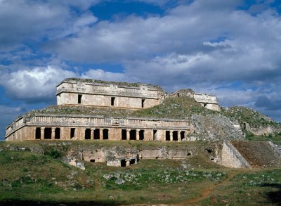 A régészeti lelőhely látképe, 800-950 alkotó: Mayan Mayan