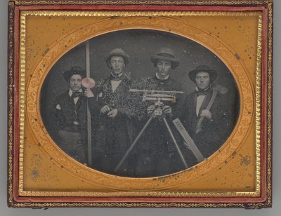 Névtelen Földmérők csoportportréja, 1855. alkotó: McDonell and Co.