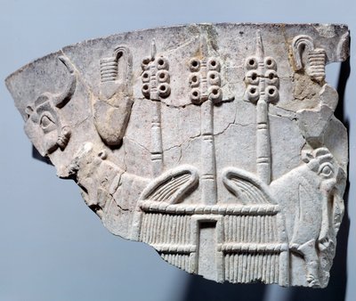 Mezopotámia: domborműves istállójelenet egy uruki stílusban faragott vázatöredéken. Sumer régió. Kr.e. 3300. Párizs, Louvre Múzeum alkotó: Mesopotamian School