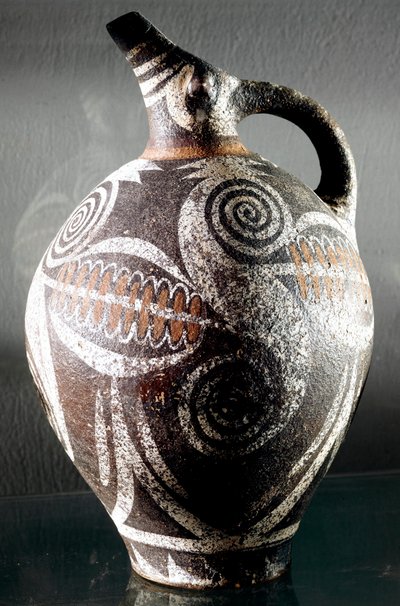 Minószi művészet: polikróm rajzok kerámia kancsó dekorációja. Phaestostól (Phaistos vagy Festo). Homályos. 27 cm Régészeti Múzeum, Heraklion, Kréta alkotó: Minoan