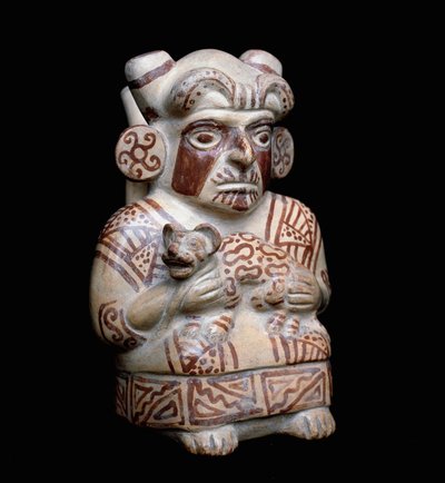 Kolumbiai előtti művészet, moche civilizáció (csúnya, mochica): Mochica főnök macskafélével a karjában. Antropomorf agyagváza. Kr.e. 200-700. Lima, Nemzeti Antropológiai és Régészeti Múzeum, Peru alkotó: Moche Moche