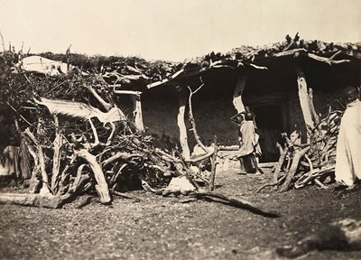 „Birodalom építése” a fasiszta korban: Abesszin kunyhó, 1936.09.05. (f/w fotó) alkotó: Modestino Baldinetti
