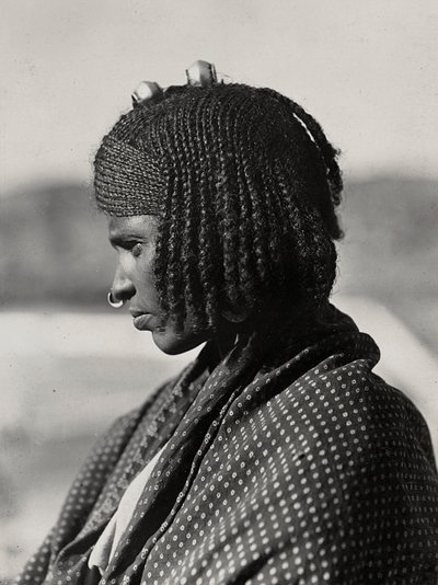 „Birodalom építése” a fasiszta korban: egy asszaorti nő, 1936.05.09. (f/w fotó) alkotó: Modestino Baldinetti