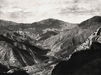 „Birodalom építése” a fasiszta korban: Dorfu völgye, 1936.09.05. (f/w fotó) alkotó: Modestino Baldinetti