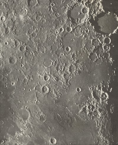 Lunarfotografie Albategnius - Triesnecker - Manilius, 1903 (Foto) von Moritz & Puiseux Pierre Henri (1855-1928) Loewy