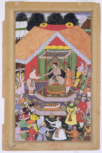 Akbar császárt (1556-1605) nevelőtestvére, Azim Khan szórakoztatta a pandzsábi Dipalpurban, 1571-ben az Abul Fazi által 1590-98-ban készített Akbarnamából (átlátszatlan wc és arany papíron) alkotó: Mughal School