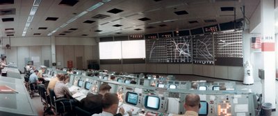 A Mission Operations Control Room Mission Control Center-ben, Houston, Texas, USA, 1971.ston, 1971. alkotó: NASA Images