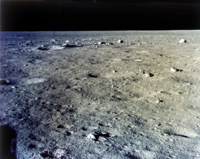 A Hold felszíne. alkotó: NASA Images