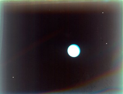 Uránusz a Miranda, Ariel és Umbriel műholdakkal, a Voyager 2-ből, 1986. január 24. alkotó: NASA Images