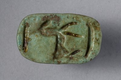 Szkarabeusz pecsét, 18-19. dinasztia, i.e. 1540-1186 (fajansz) (a 270366 alja) alkotó: New Kingdom Egyptian
