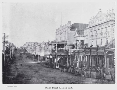 New Plymouth, Új-Zéland: Devon Street, Looking East (f/w fotó) alkotó: New Zealand Photographer