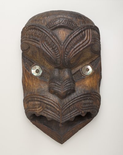Gable Mask (Koruru) Gisborne-ból, North Island, 1860 körül (fa és paua kagyló) alkotó: New Zealand School