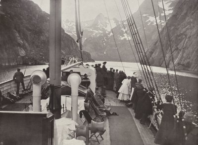 Turisztikai gőzhajó a Trold-fjordban alkotó: Norwegian Photographer