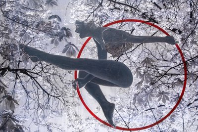 Aeralist, 2021 (vegyes technika, vászon) alkotó: Olivia Gozzano