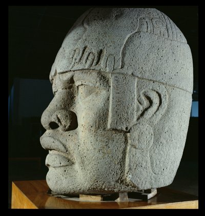 4. kolosszális fej San Lorenzóból, Veracruz, Mexikó, preklasszikus (bazalt) alkotó: Olmec